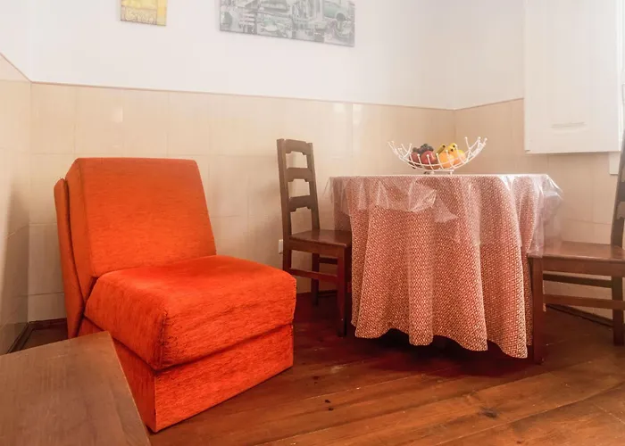 Surfers 2 By Interhome Peniche